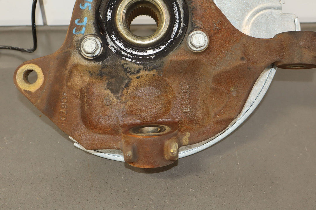 07 - 14 GMC Yukon GMT900 4x4 Left Front Spindle/Knuckle 81k OEM