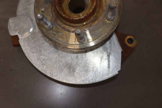 07 - 14 GMC Yukon GMT900 4x4 Left Front Spindle/Knuckle 81k OEM