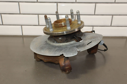 07 - 14 GMC Yukon GMT900 4x4 Right Front Spindle/Knuckle 81k OEM
