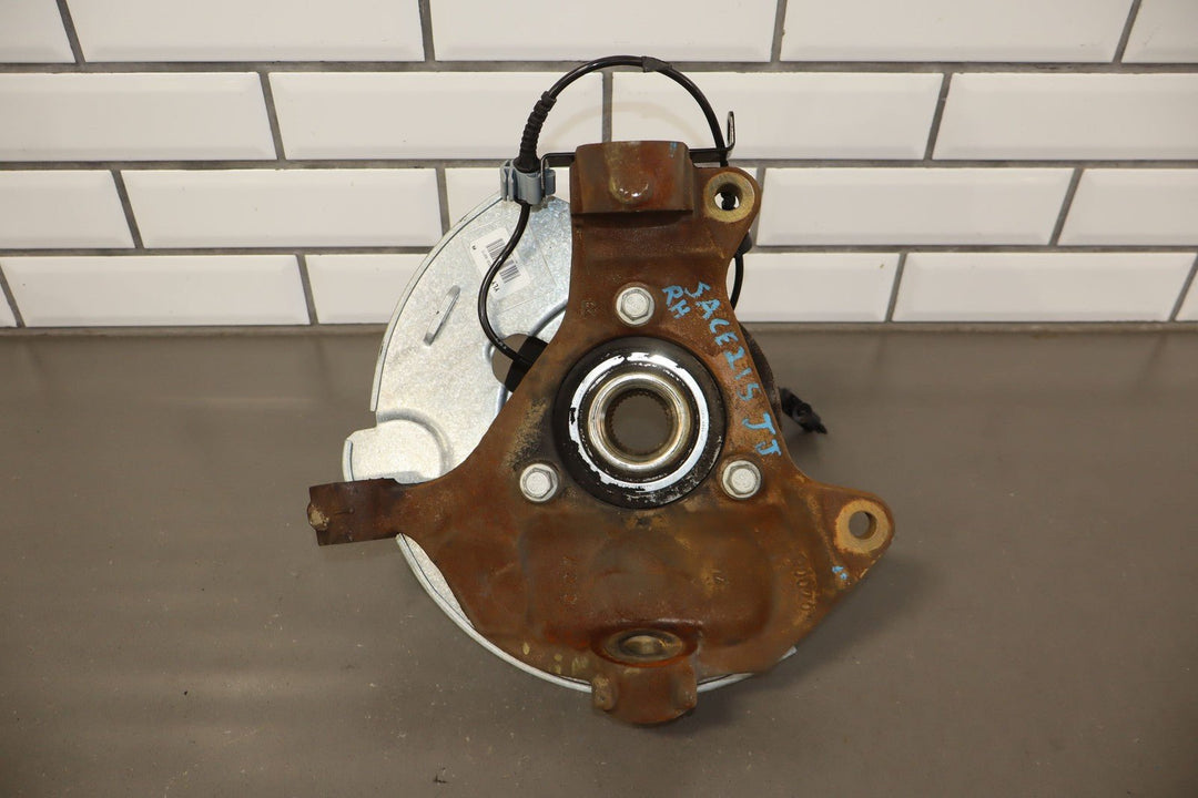 07 - 14 GMC Yukon GMT900 4x4 Right Front Spindle/Knuckle 81k OEM