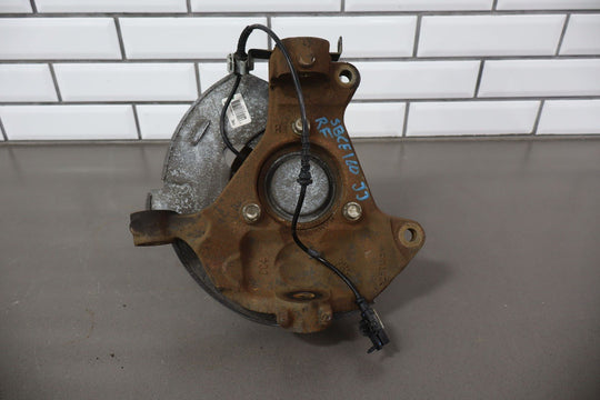 07 - 14 Silverado 1500 Tahoe Suburban Left Driver Front Bare Spindle See Photos