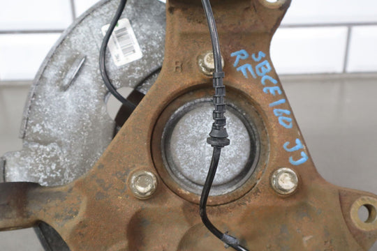 07 - 14 Silverado 1500 Tahoe Suburban Left Driver Front Bare Spindle See Photos