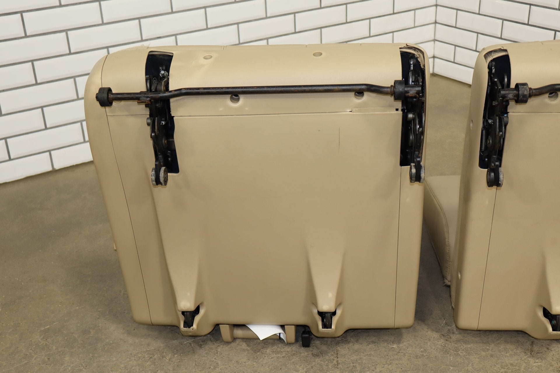 07-14 Tahoe Yukon Suburban Escalade Leather 3rd Row Seat