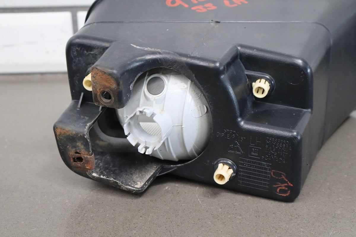 07-15 Chevy Silverado Driver Left Bumper Fog Light 25883245