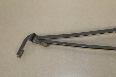 07-17 Lexus LS460 (XF40) Windshield Wiper Arms Pair