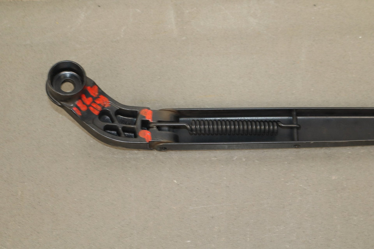 07-17 Lexus LS460 (XF40) Windshield Wiper Arms Pair