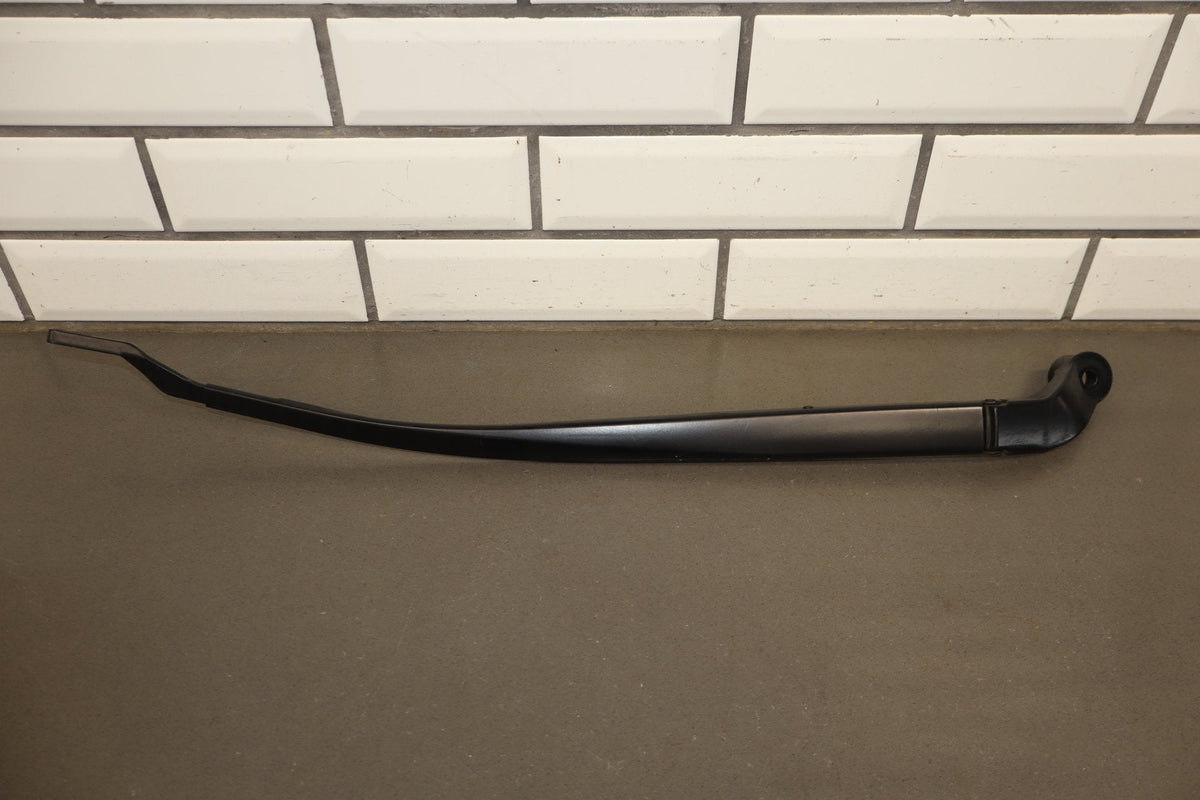 07-17 Lexus LS460 (XF40) Windshield Wiper Arms Pair