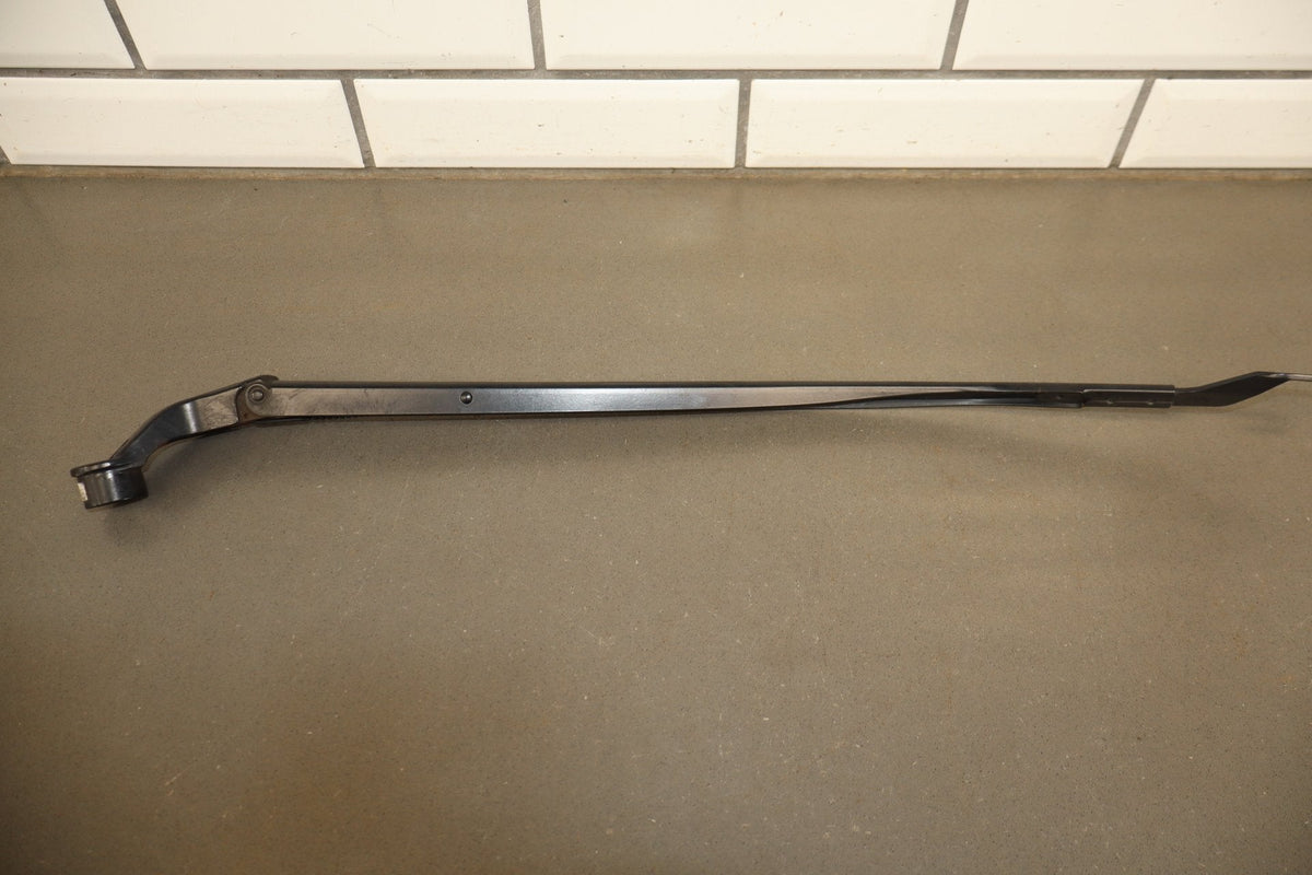 07-17 Lexus LS460 (XF40) Windshield Wiper Arms Pair