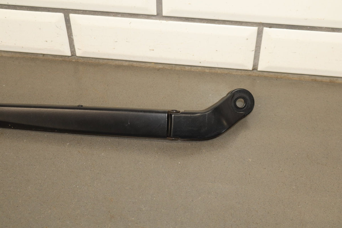 07-17 Lexus LS460 (XF40) Windshield Wiper Arms Pair
