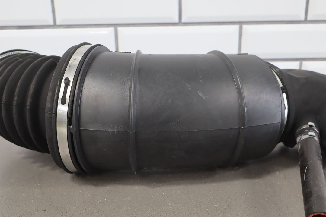 07 - 18 Dodge 6.7 Cummins Diesel RAM ACTIVE Air Intake Cleaner Duct OEM 72142234