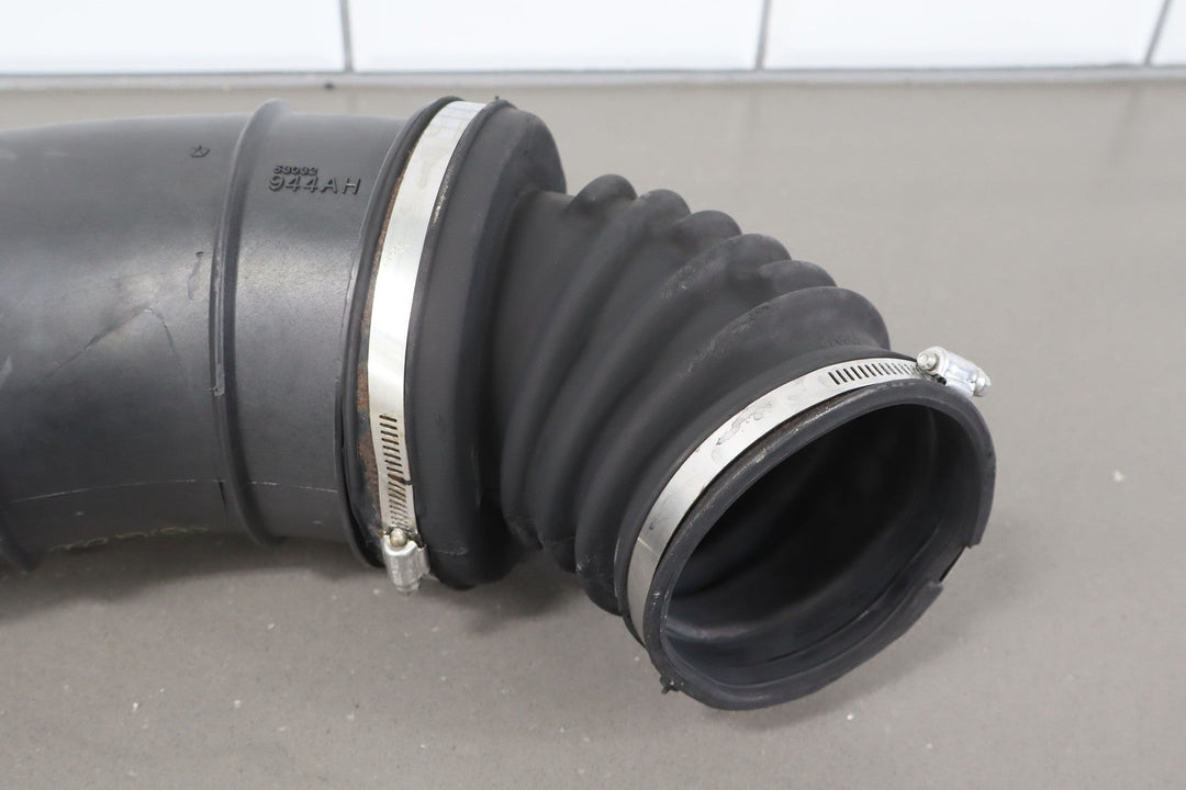 07 - 18 Dodge 6.7 Cummins Diesel RAM ACTIVE Air Intake Cleaner Duct OEM 72142234