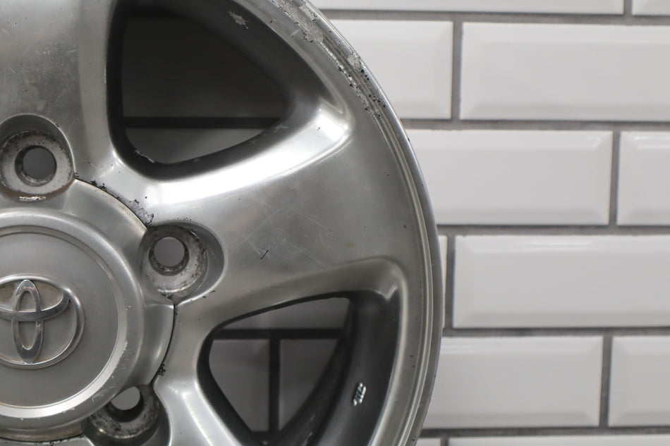 2002 Toyota Land Cruiser- Wheel