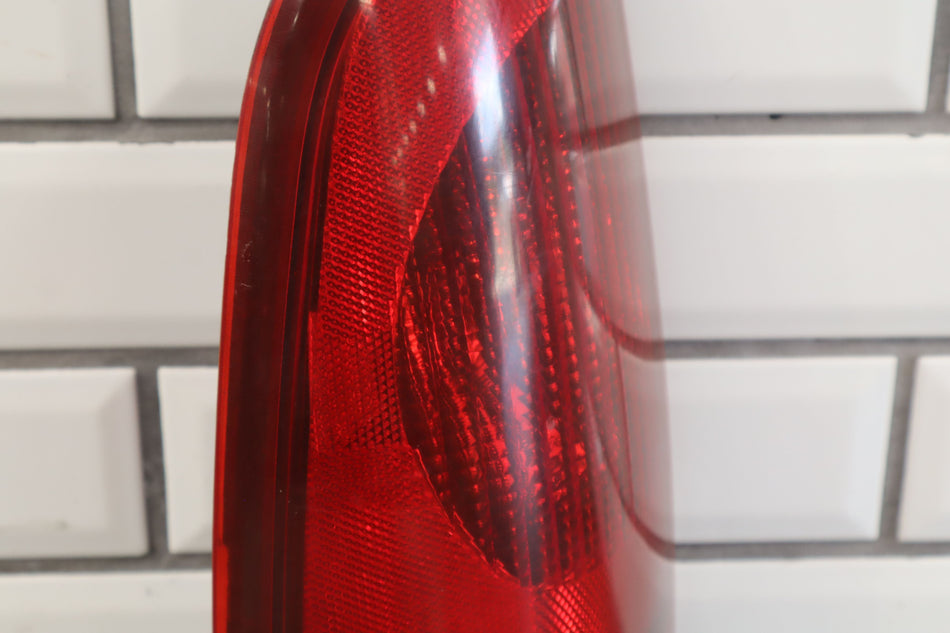 2002 Ford F-350 Super Duty- TAIL LIGHT ASSEMBLY