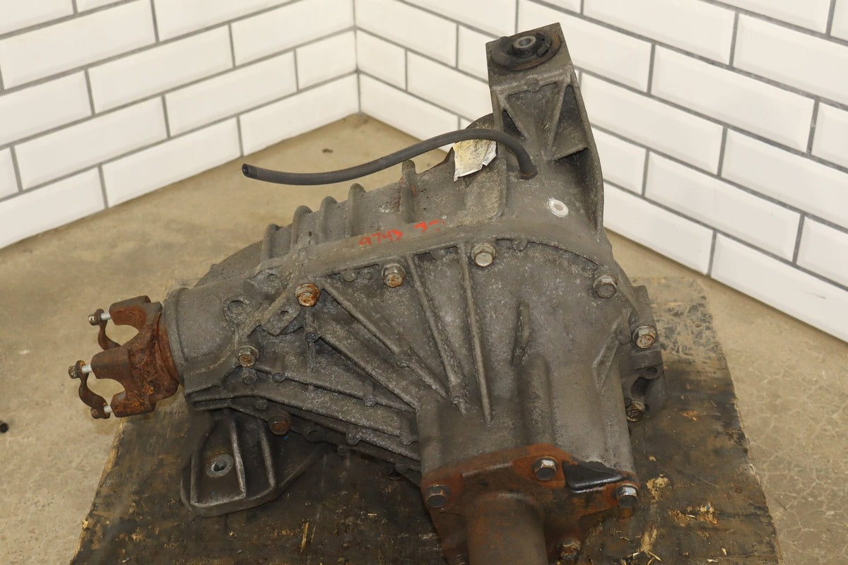 08-09 Hummer H2 Front Carrier Assembly 3.73 25931556