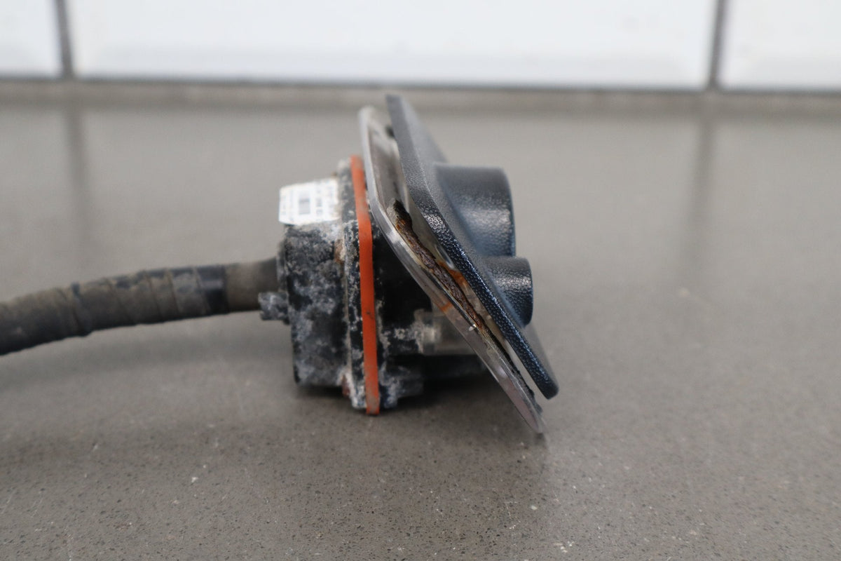 08-09 Hummer H2 Rear Bumper Reverse Camera UVC