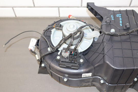 08 - 09 Hummer H2 REAR Heater HVAC Housing W/Blower Motor