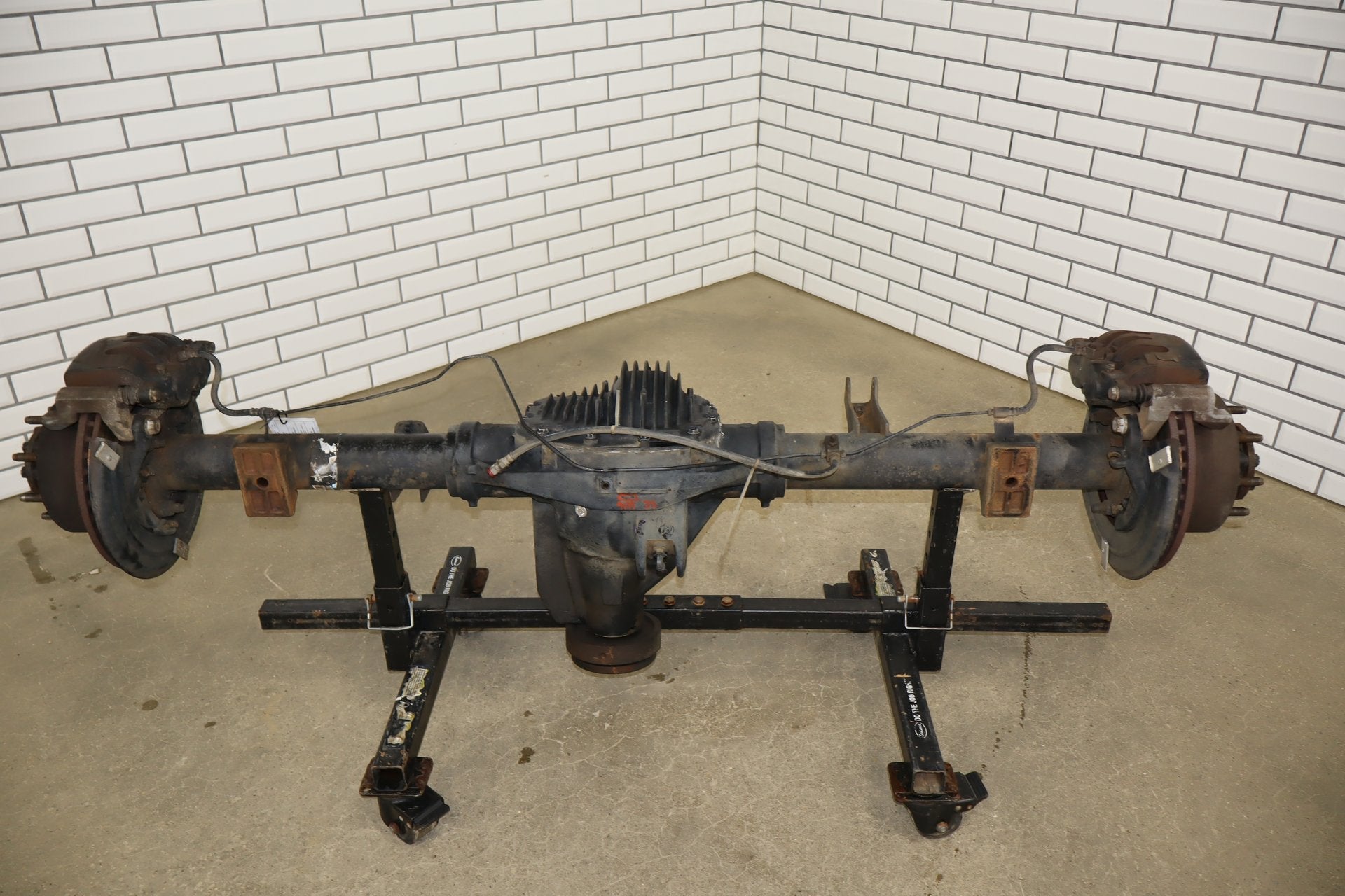 08-10 Ford F250 F350 Super Duty Rear Axle 3.73 SRW Complete OEM