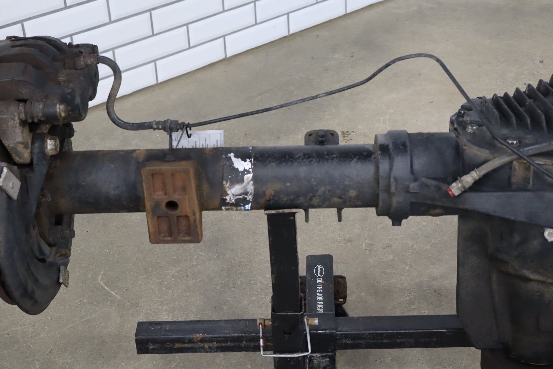 08-10 Ford F250 F350 Super Duty Rear Axle 3.73 SRW Complete OEM