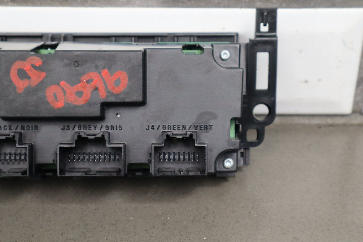 08-11 Chevy Tahoe Dual Zone Climate Control 25936130 Tested