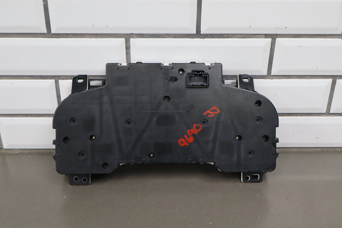08-11 Chevy Tahoe Yukon Hybrid Cluster 25970356 120 MPH 214k