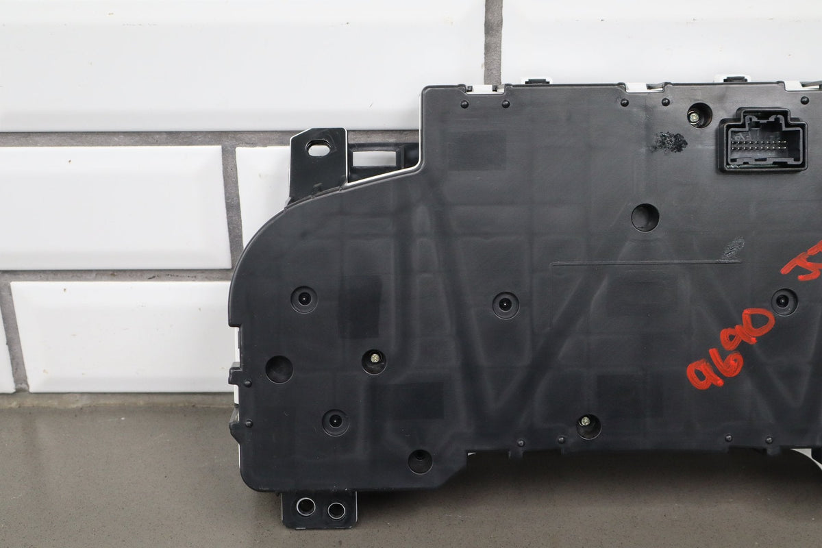 08-11 Chevy Tahoe Yukon Hybrid Cluster 25970356 120 MPH 214k
