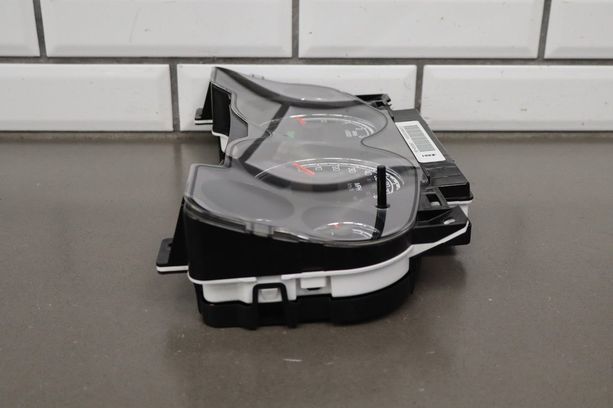 08-11 Chevy Tahoe Yukon Hybrid Cluster 25970356 120 MPH 214k