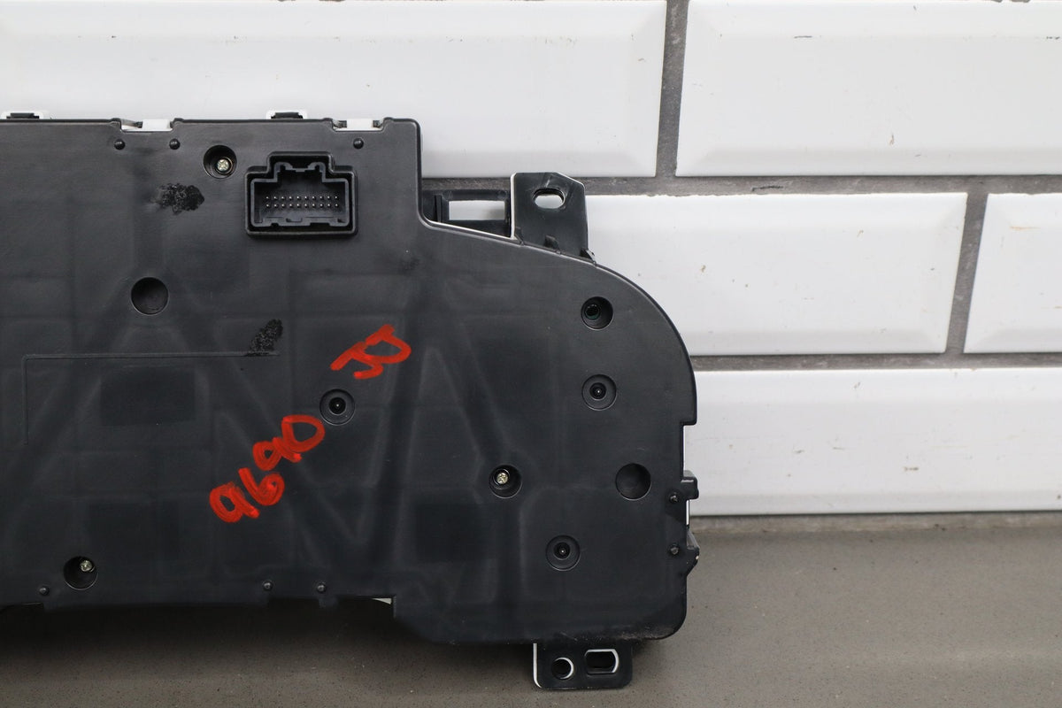 08-11 Chevy Tahoe Yukon Hybrid Cluster 25970356 120 MPH 214k