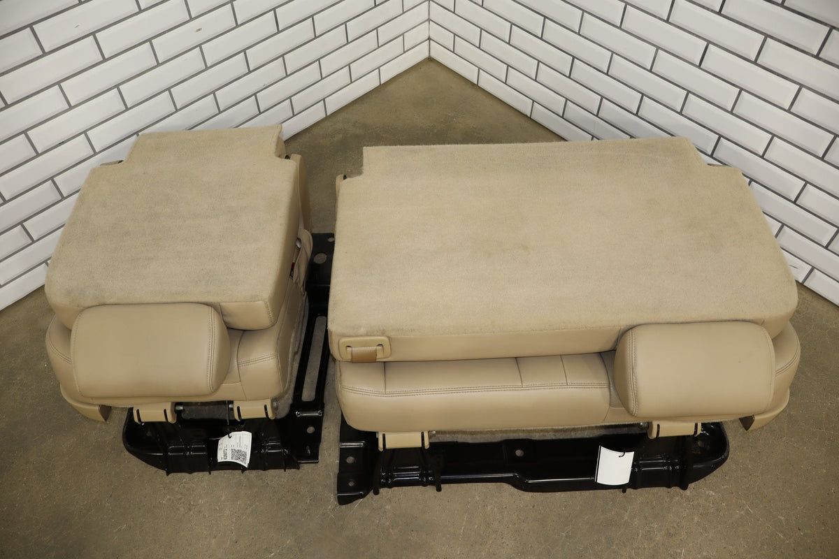 08-13 Chevy Tahoe Hybrid 2nd Row Bench Seat Light Cashmere Floor