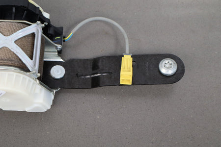 08-13 Chevy Tahoe Hybrid Left Front Seat Belt Light Cashmere 313