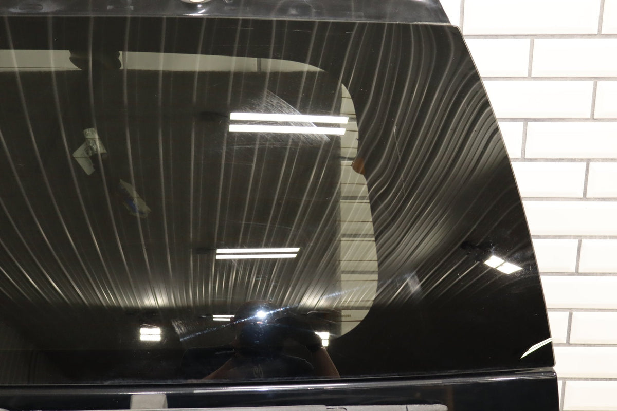 08-13 Chevy Tahoe Hybrid Liftgate Trunk Lid Less Spoiler (41)