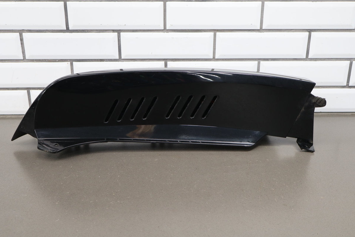 08-13 Chevy Tahoe Hybrid Pair Tail Panel Garnish Moldings 41