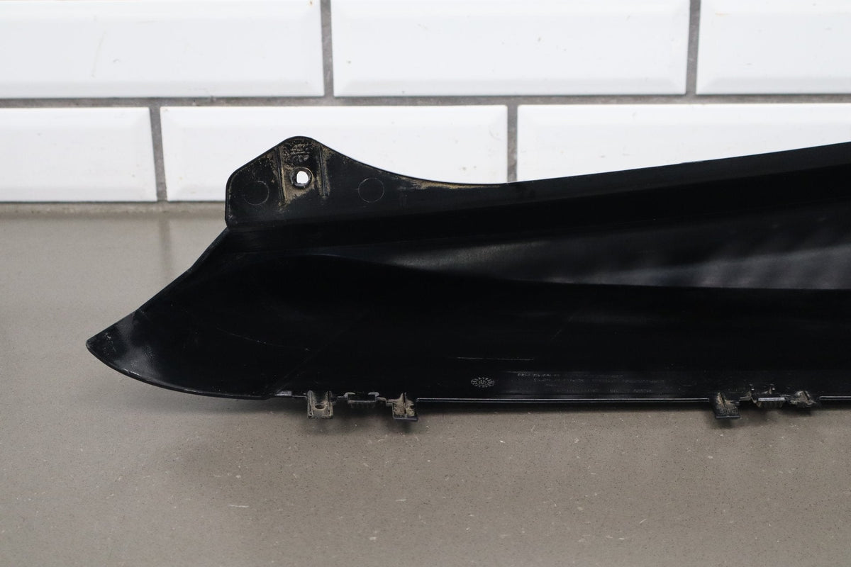 08-13 Chevy Tahoe Hybrid Pair Tail Panel Garnish Moldings 41