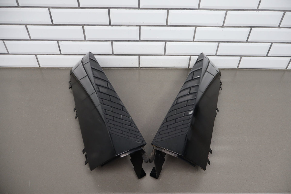 08-13 Chevy Tahoe Hybrid Pair Tail Panel Garnish Moldings 41