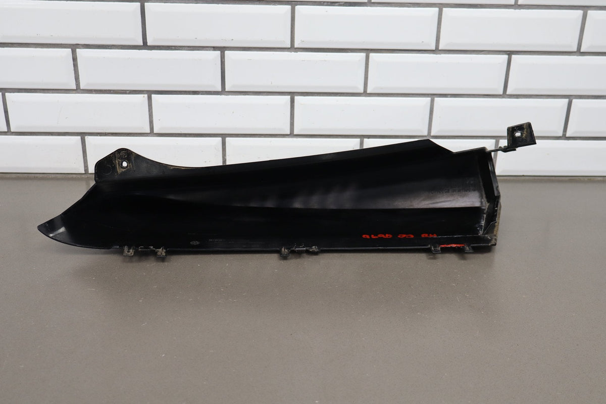 08-13 Chevy Tahoe Hybrid Pair Tail Panel Garnish Moldings 41