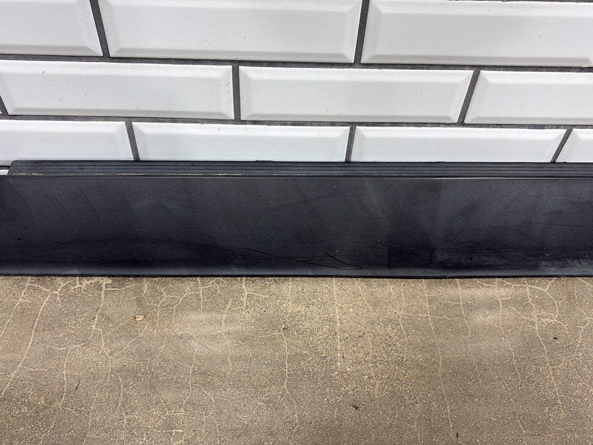 08-14 Dodge Challenger LH Driver Rocker Molding Side Skirt Black OEM