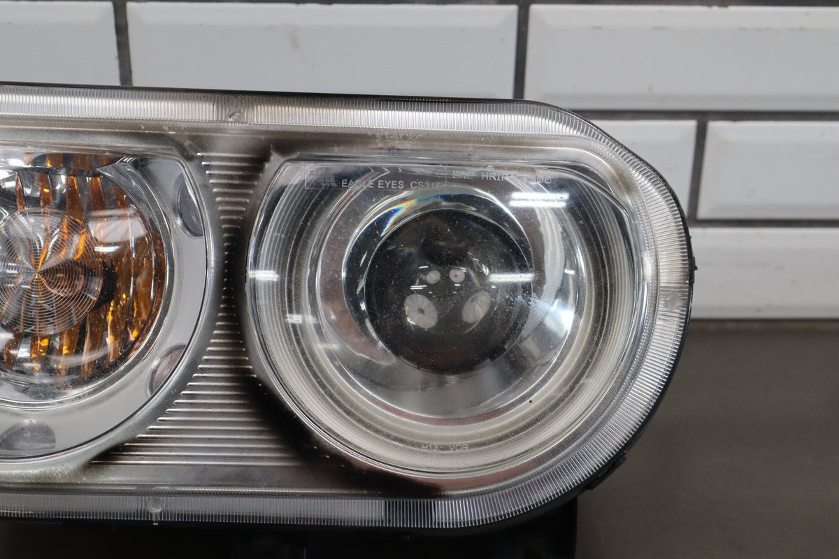 08-14 Dodge Challenger LH Driver Xenon HID Headlight 05028779AB Tested OEM