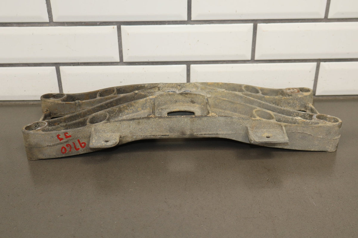 08-14 Dodge Challenger RWD Automatic Transmission Crossmember OEM