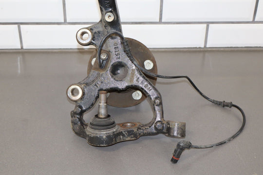 08 - 14 Dodge Challenger SRT - 8 Driver Left Front Spindle / Knuckle OEM