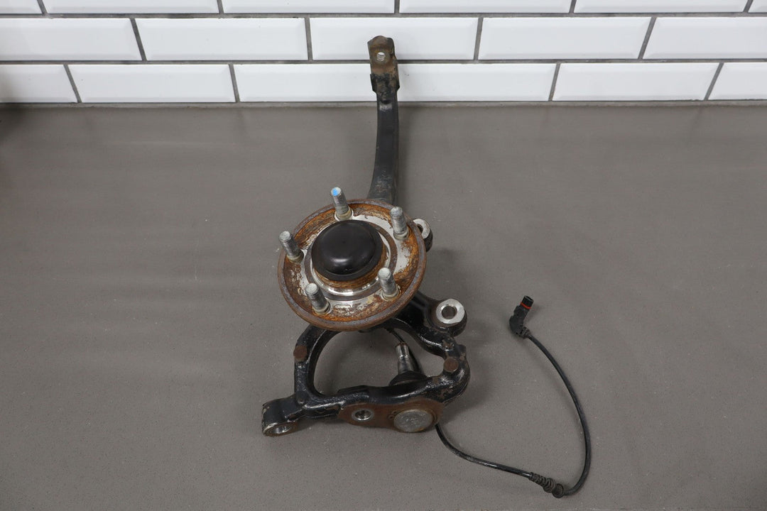 08 - 14 Dodge Challenger SRT - 8 Driver Left Front Spindle / Knuckle OEM