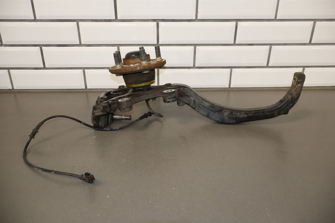 08 - 14 Dodge Challenger SRT - 8 Driver Left Front Spindle / Knuckle OEM