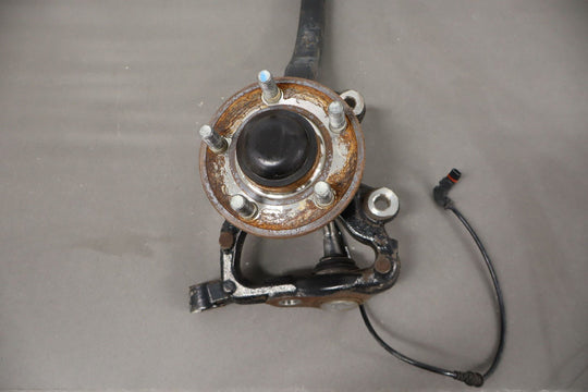 08 - 14 Dodge Challenger SRT - 8 Driver Left Front Spindle / Knuckle OEM