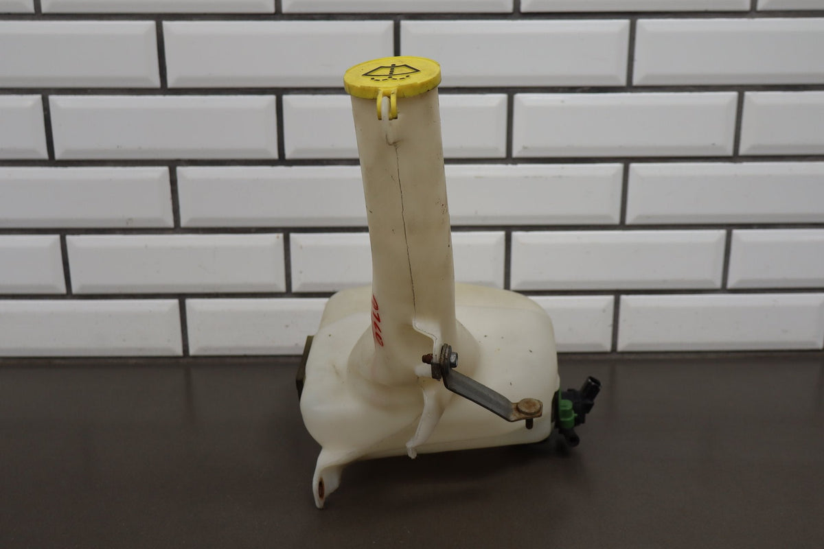 08-14 Dodge Challenger Windshield Washer Bottle Reservoir Pump Lid OEM