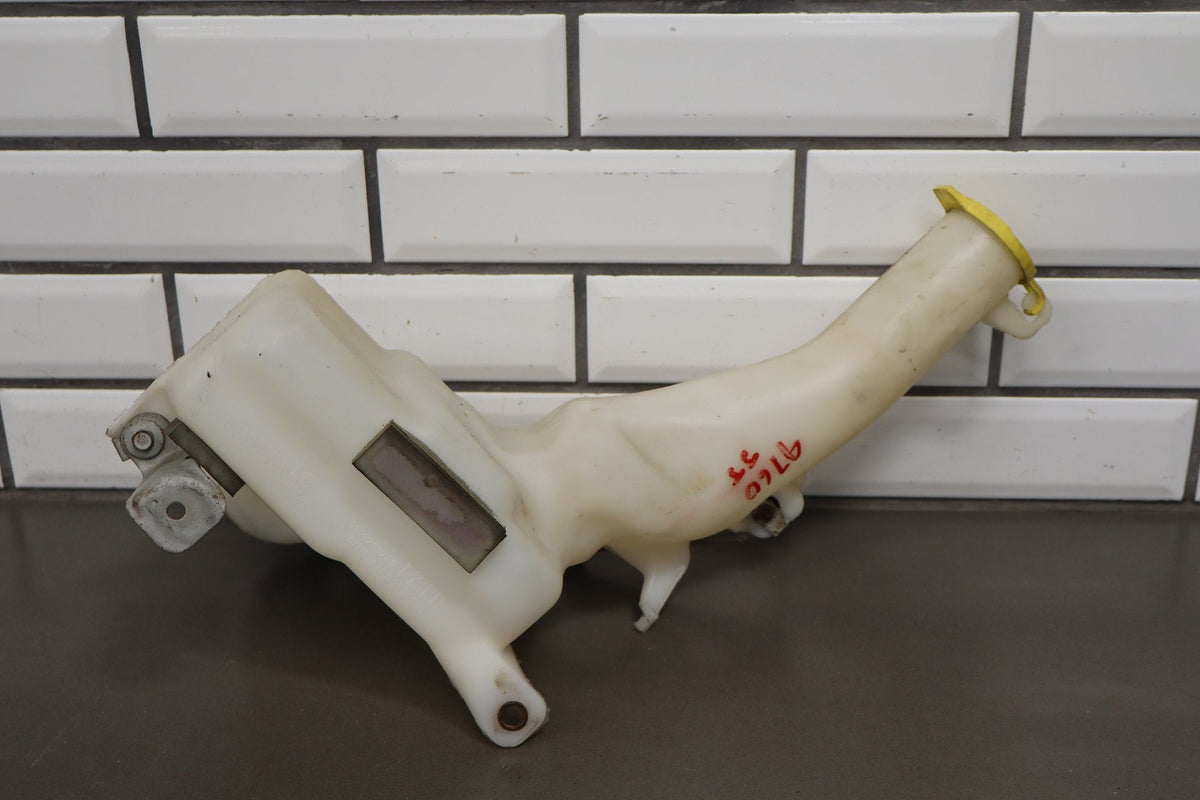 08-14 Dodge Challenger Windshield Washer Bottle Reservoir Pump Lid OEM