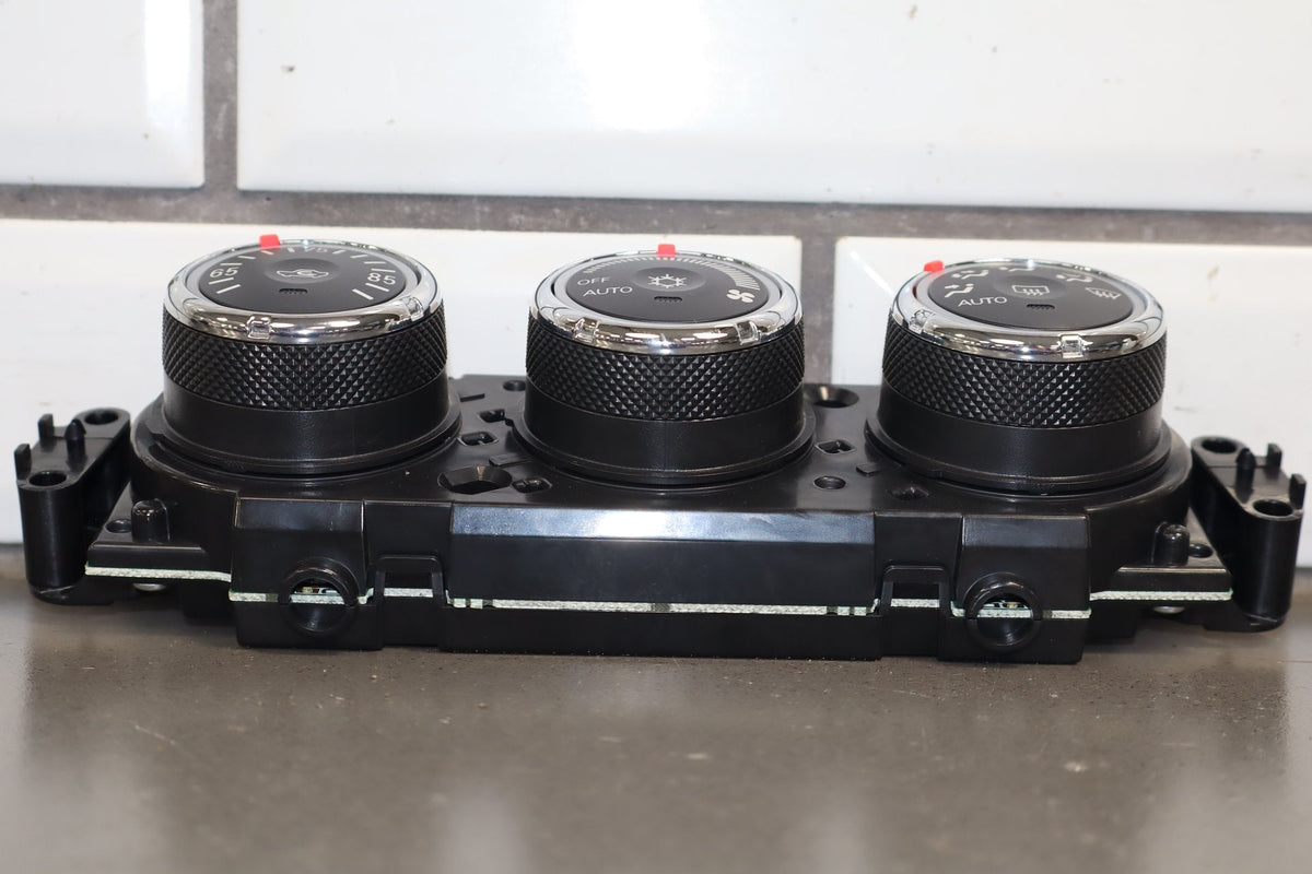 08-15 Mitsubishi EVO X Climate Control OEM Automatic Temperature Tested