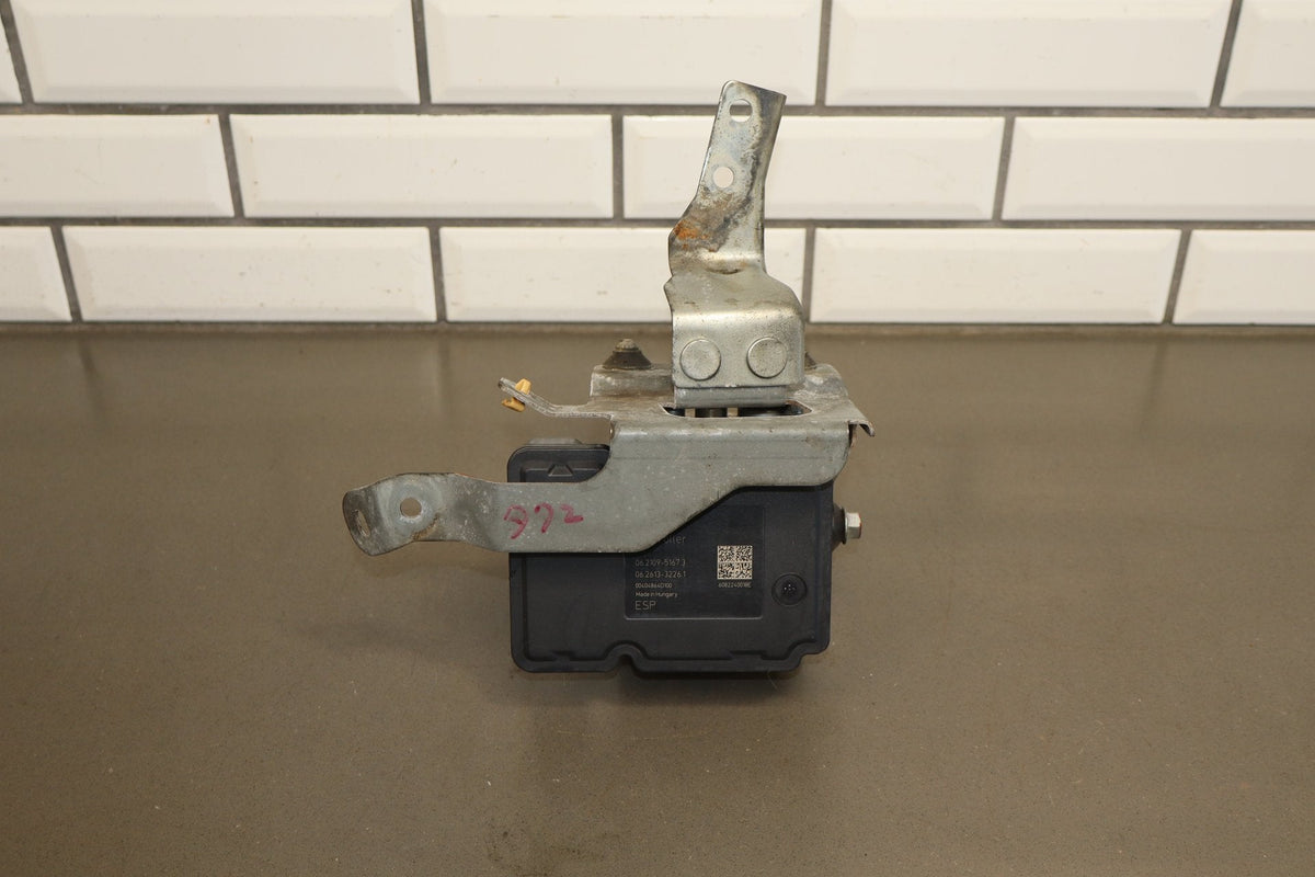 08-15 Mitsubishi Lancer Evo X ABS Pump Module 4670A892