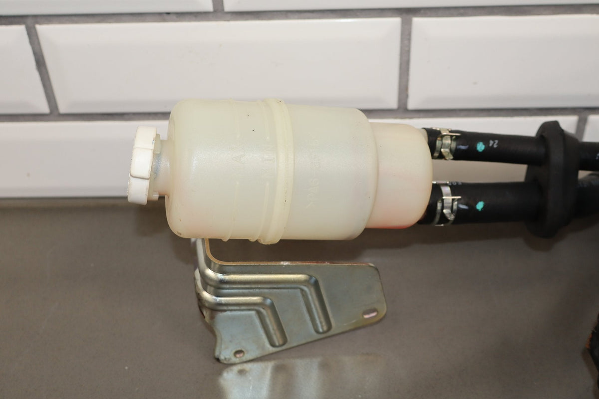 08-15 Mitsubishi Lancer Evo X AYC ACD Pump 3520A043