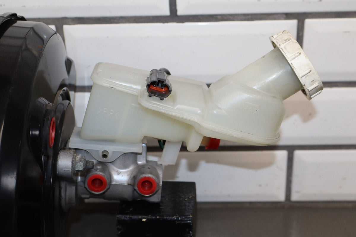 08-15 Mitsubishi Lancer Evo X Brake Booster With Master