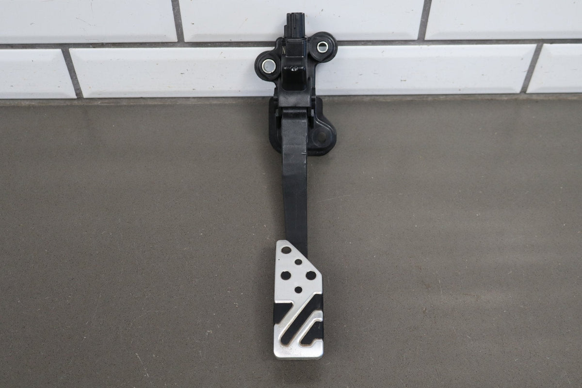 08-15 Mitsubishi Lancer Evo X Electronic Throttle Pedal