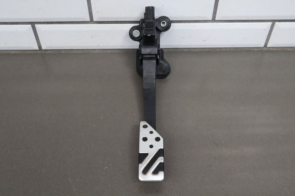 08-15 Mitsubishi Lancer Evo X Electronic Throttle Pedal