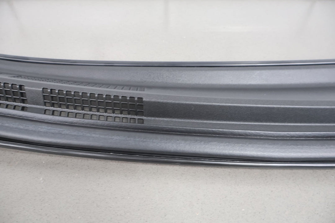 08 - 15 Mitsubishi Lancer Evo X Front Center Windshield Cowl Vent Panel W/ Seal